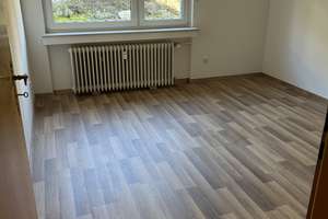 Geschmackvolle 3-Raum-Hochparterre-Wohnung mit gehobener Innenausstattung mit Balkon in Solingen – Agnesstraße 25, 42651 Solingen-Mitte, Solingen – Vorschaubild 7