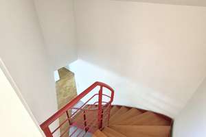 7527 - Nähe Mühlburger Tor! 4-Zimmer-Maisonettewohnung mit Balkon und TG-Stellplatz! – Die vollständige Adresse der Immobilie erhältst du vom Anbieter., 76133 Weststadt, Karlsruhe – Vorschaubild 16
