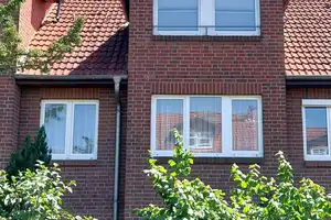 Attraktives vermietetes 5-Zimmer Reihenmittelhaus in ruhiger Lage provisionsfrei zu verkaufen – Potsdam – Vorschaubild 1