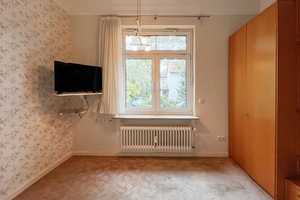 Wiesbaden Erbenheim: 2-Familien-Villa aus der Gründerzeit mit ca.1000m² Baugrundstück! B-Plan! – Wiesbaden – Vorschaubild 19