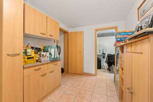 Junges Reihenmittelhaus mit Garten, Einbauküche und Kfz-Stellplatz in begehrter Lage von Tannenbusch – Die vollständige Adresse der Immobilie erhältst du vom Anbieter., 53119 Tannenbusch, Bonn – Vorschaubild 37