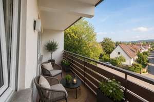 Erstbezug nach Sanierung: 3 Zimmer, Südbalkon und eigene Garage, provisionsfrei – Reinhardstr. 5, 73614 Schorndorf – Vorschaubild 2