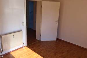 Helle 3-Zimmer Dachgeschosswohnung mit Balkon in Mainz-Ebersheim – Die vollständige Adresse der Immobilie erhältst du vom Anbieter., 55129 Ebersheim, Mainz – Vorschaubild 4