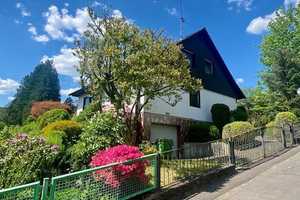 Geräumiges Wohnhaus mit herrlichem Weitblick über Bergneustadt! – Oberbergischer Kreis – Vorschaubild 3