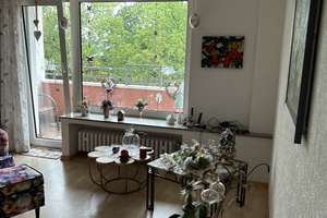 2-Zimmer-Wohnung mit Balkon sowie diversem Mobiliar kostenfrei  ab September verfügbar – Spervogelweg 26, 45279 Freisenbruch, Essen – Vorschaubild 18