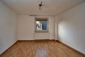große helle Dachgeschoss Wohnung Wiesbaden-City - mit großem Balkon/Terasse! - provisionsfrei - – Die vollständige Adresse der Immobilie erhältst du vom Anbieter., 65195 Nordost, Wiesbaden – Vorschaubild 6