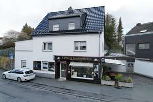 Modernisiertes Wohn- und Geschäftshaus mit etabliertem Bistro - provisionsfrei – Die vollständige Adresse der Immobilie erhältst du vom Anbieter., 35644 Hohenahr – Vorschaubild 2
