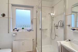 Nähe Mittellandkanal & MHH: Schöne und gepflegte 3-Zi.-Wohnung mit sonnigem Balkon + Garage – Die vollständige Adresse der Immobilie erhältst du vom Anbieter., 30627 Groß-Buchholz, Hannover – Vorschaubild 9