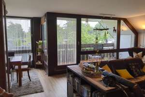 Hiltrup, schicke 3-Zi.-DG-Wohnung mit Loggia, EBK, Garage und separatem Eingang