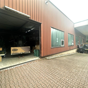 Hallenobjekt mit Rampe und ebenerdiger Andienung | freistehend | RUHR REAL