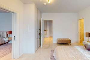 Exklusiv möblierte Wohnung in Nikolassee auf ca. 214 m² Wohn-/Nutzfläche – Die vollständige Adresse der Immobilie erhältst du vom Anbieter., 14129 Nikolassee, Berlin – Vorschaubild 8