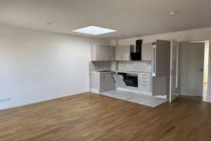 3-Zimmer-Wohnung mit Balkon, Einbauküche und Duschbad!