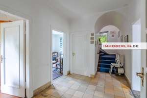 IMMOBERLIN.DE - Toplage! Kleine charmante Villa mit Tiefgarage & Gartenidyll – Die vollständige Adresse der Immobilie erhältst du vom Anbieter., 14129 Nikolassee, Berlin – Vorschaubild 10