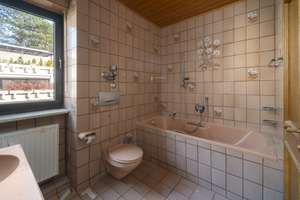 Ihr neues Zuhause in Harlaching: 4 Zimmer, 2 Balkone und großer Keller – Die vollständige Adresse der Immobilie erhältst du vom Anbieter., 81545 Harlaching, München – Vorschaubild 12