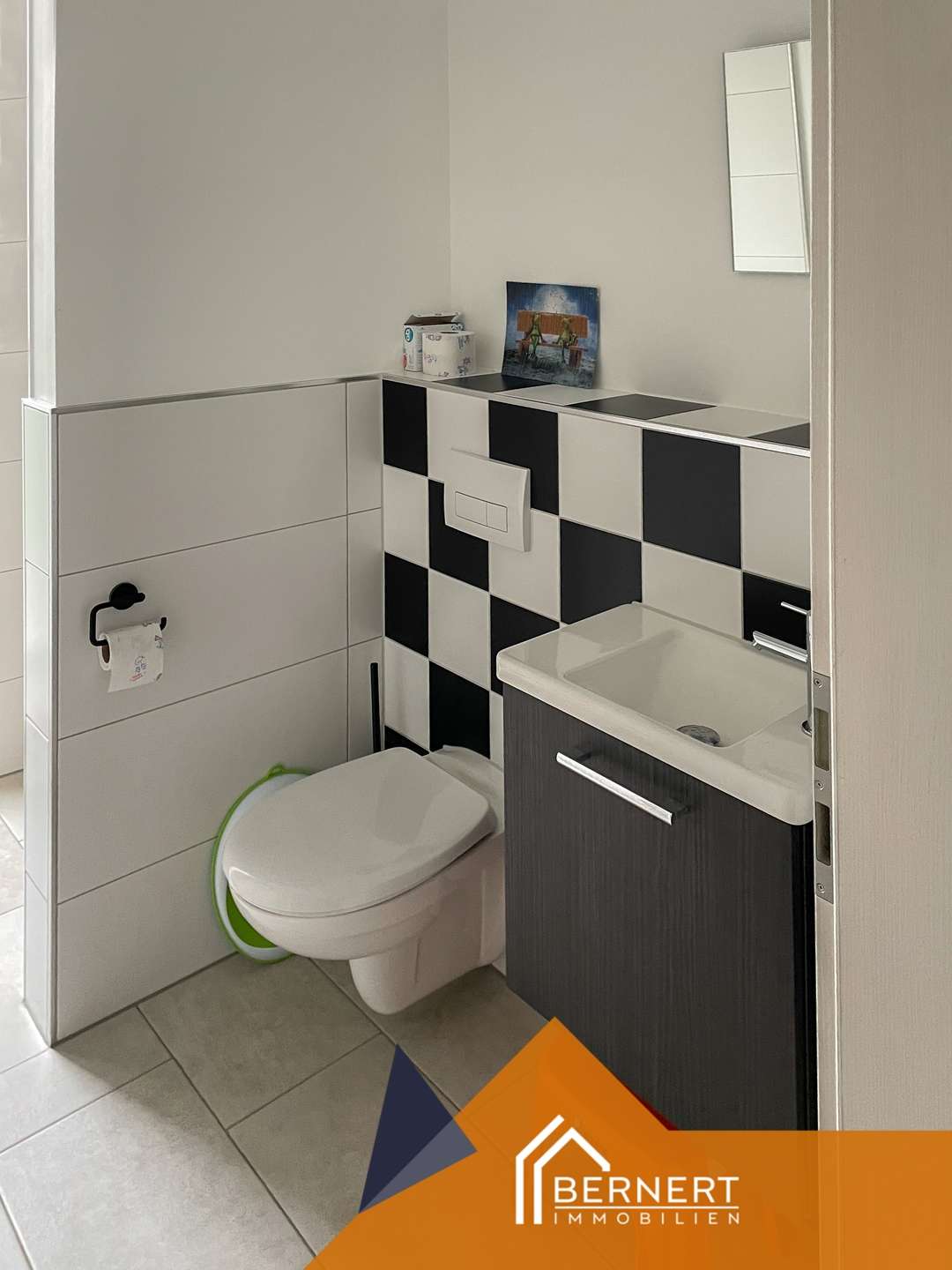 Immobilie in Wachenroth - Modernes Einfamilienhaus mit Doppelgarage – hochwertige Bauweise & zeitgemäßer Wohnkomfort - Bild 5