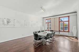 Vermietete 8-Zimmer-Wohnung  in Bestlage - Augsburg Maximilianstraße – Die vollständige Adresse der Immobilie erhältst du vom Anbieter., 86150 Lechviertel, östl. Ulrichsviertel, Augsburg – Vorschaubild 9