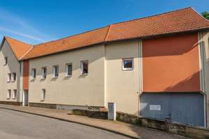 Kapitalanlage mit historischem Charme – Voll vermietetes Mehrfamilienhaus – Die vollständige Adresse der Immobilie erhältst du vom Anbieter., 37276 Meinhard – Vorschaubild 2