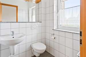 Exklusives Townhouse in sehr guter Lage! Vollklimatisiert und neue EBK - Nähe der ISD – Die vollständige Adresse der Immobilie erhältst du vom Anbieter., 40474 Lohausen, Düsseldorf – Vorschaubild 8