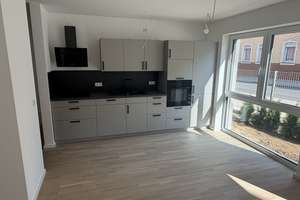 Erstbezug einer hochwertigen 2,5-Zimmer-Wohnung mit EBK, Terrasse und Garten am Stadtpark – Untere Vorstadt 11, 91275 Auerbach in der Oberpfalz – Vorschaubild 4