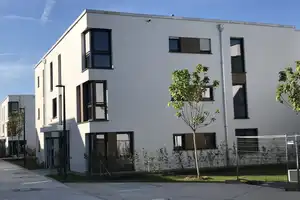 Schöne 2-Zimmer-Wohnung mit Loggia in München Allach – Maria-Sibylla-Merian-Str. 9, 80999 München – Vorschaubild 3
