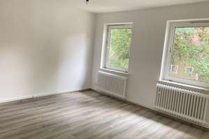 Geräumige 3-Zimmerwohnung – naturnahe Lage mit Top-Verkehrsanbindung (Musterbilder) – Saldersche Straße 22, 38226 Lebenstedt, Salzgitter – Vorschaubild 2
