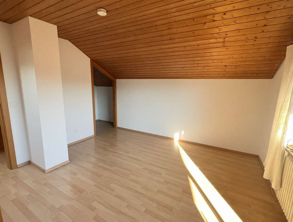 Immobilie in Murnau am Staffelsee - Ruhige 1,5-Zimmer Dachgeschoß-Wohnung in Murnau - Bild 3