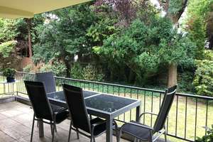 5 % Rendite in gefragter Lage – Zwei vermietete Wohnungen mit Balkonterrasse in Essen-Bredeney!