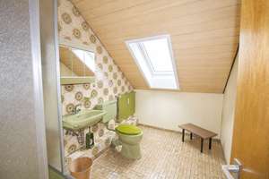 Großzügiges Zweifamilienhaus mit einem traumhaften Grundstück Neu-Ulm/Gerlenhofen – Die vollständige Adresse der Immobilie erhältst du vom Anbieter., 89233 Neu-Ulm – Vorschaubild 32