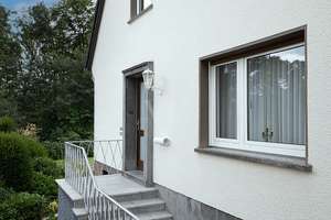 Freistehendes Haus mit flexiblen Nutzungsmöglichkeiten! – Die vollständige Adresse der Immobilie erhältst du vom Anbieter., 51465 Sand, Bergisch Gladbach – Vorschaubild 2
