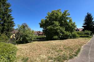 Mitten in Backnang "Moderne und sehr großzügige DHH in reizvoller Lage und mit ruhiger Gartenidylle" – Die vollständige Adresse der Immobilie erhältst du vom Anbieter., 71522 Backnang – Vorschaubild 2