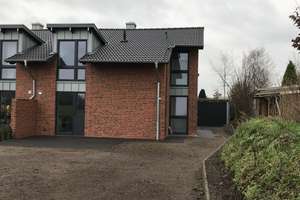  4-Zimmer-Doppelhaushälfte mit traumhaften Blick in die Natur Neumünster Gadeland – Die vollständige Adresse der Immobilie erhältst du vom Anbieter., 24539 Gadeland, Neumünster – Vorschaubild 2