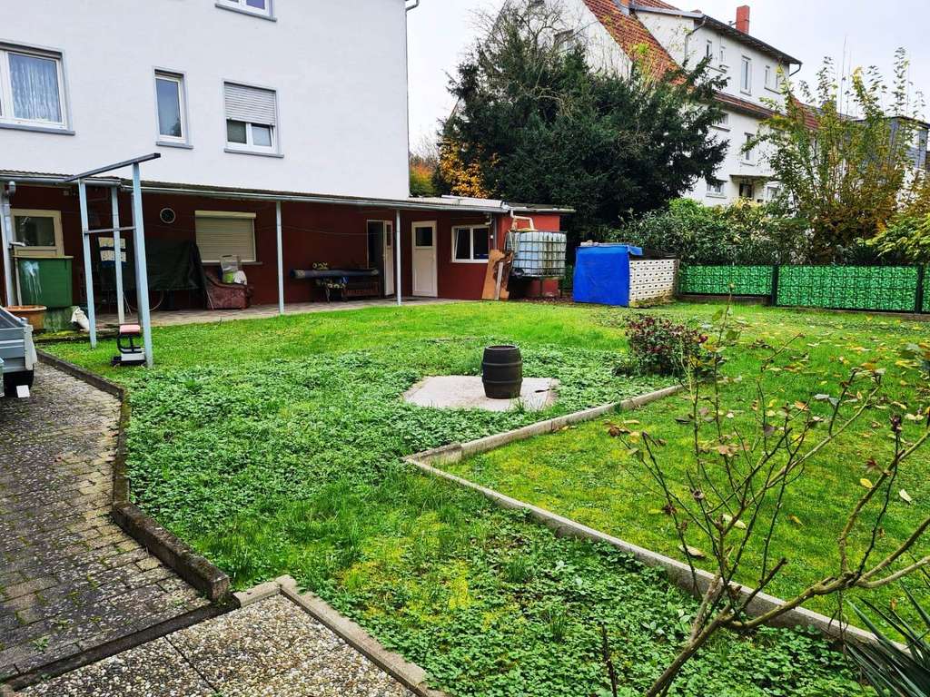 Immobilie in Bad Nauheim - Geräumiges 10-Zimmer Haus in Bad Nauheim mit großem Garten - Bild 2