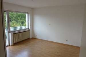 Zuhause mit 3 Zimmern und Balkon in Düren – Monschauer Straße 62a, 52355 Rölsdorf, Düren – Vorschaubild 4