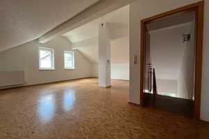 RESERVIERT! Viel Platz für die Familie in sonniger Lage! – Reutlingen (Kreis) – Vorschaubild 22