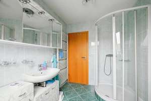 Property thumbnail 35