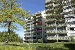 Perfekter Einstieg ins Eigentum: Charmante 1 Zimmerwohnung mit Balkon in Mainz-Lerchenberg – Die vollständige Adresse der Immobilie erhältst du vom Anbieter., 55127 Lerchenberg, Mainz – Vorschaubild 2