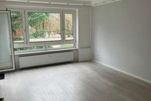 Renovierte 2-Zimmer-Wohnung mit Balkon und Blick ins Grüne in ruhiger Lage – Die vollständige Adresse der Immobilie erhältst du vom Anbieter., 40595 Garath, Düsseldorf – Vorschaubild 3