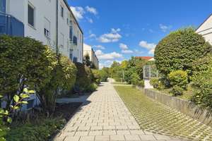 Gut geschnittene 3-Zimmer-Wohnung im 2. OG mit schönem Balkon in sehr gepflegter grüner Wohnanlage – Herzog-Ferdinand-Straße 13, 85456 Wartenberg – Vorschaubild 9