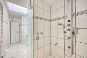 Penthouse in Köln-Weiden – Aufzug, Tiefgarage und traumhafte Dachterrasse – Die vollständige Adresse der Immobilie erhältst du vom Anbieter., 50858 Weiden, Köln – Vorschaubild 24
