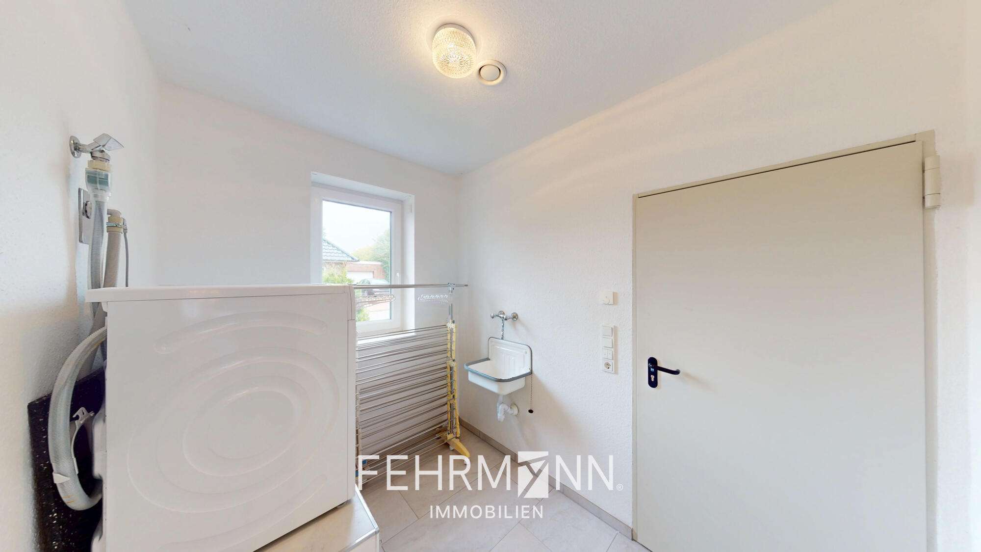 Immobilie in Sögel - Direkt Einziehen & Wohlfühlen: Stilvolles Zweifamilienhaus in ruhiger Wohngegend von Sögel zum Kauf - Bild 5