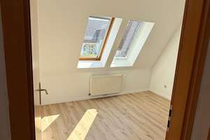 Charmante lichtdurchflutete 3-Zimmer Dachgeschosswohnung in Berlin-Tempelhof – Blumenthalstr. 5, 12103 Tempelhof, Berlin – Vorschaubild 21