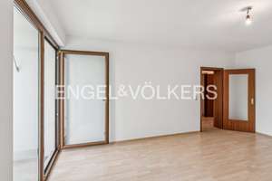 Citynah & bezugsfrei: 2-Zimmer-Wohnung mit Loggia und Blick ins Grüne – 60488 Hausen, Frankfurt am Main – Vorschaubild 3