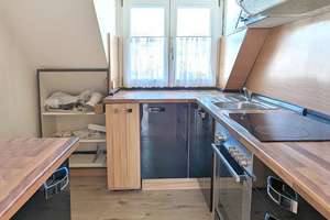 Schicke Dachgeschosswohnung mit Einbauküche in gepflegtem Wohnhaus! – Die vollständige Adresse der Immobilie erhältst du vom Anbieter., 51145 Urbach, Köln – Vorschaubild 5