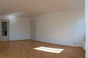 Klassisches Anlageobjekt! Interessante 2-Zimmer Wohnung mit PKW-Stellplatz in der Garage! – Emil-Ueberall-Straße 17, 1159 Löbtau-Nord, Dresden – Vorschaubild 11