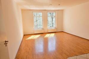 Einziehen und Wohlfühlen: Ihr neues Zuhause mit Balkon & Stellplatz im begehrten Komponistenviertel – Bizetstraße 57, 13088 Weißensee, Berlin – Vorschaubild 2