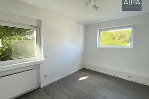 AllFa – Saniertes und freistehendes Einfamilienhaus auf Sonnen-Traumgrundstück wartet auf Sie! – Neuss (Rhein-Kreis) – Vorschaubild 10