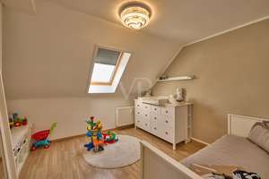 Ruhig, modern, zentral - Freie Dachgeschosswohnung mit Balkon – Die vollständige Adresse der Immobilie erhältst du vom Anbieter., 64297 Eberstadt, Darmstadt – Vorschaubild 6