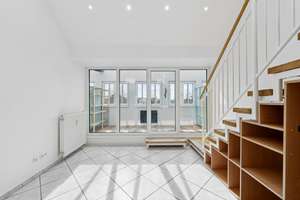 Charmantes Galerieappartement nahe Westpark – Die vollständige Adresse der Immobilie erhältst du vom Anbieter., 81377 Am Waldfriedhof, München – Vorschaubild 3
