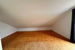 Großzügiges 8-Zimmer-Haus mit 278 m², Galerie, Garten und Bürooption in Göttingen – Dawesbreite 4, 37079 Elliehausen, Göttingen – Vorschaubild 28