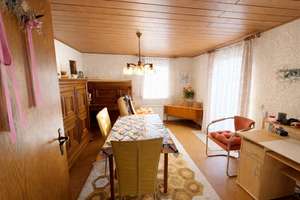 Historisches Einfamilienhaus in Höpfingen: Charme, Charakter und viel Potenzial warten auf Sie. – Die vollständige Adresse der Immobilie erhältst du vom Anbieter., 74746 Höpfingen – Vorschaubild 1